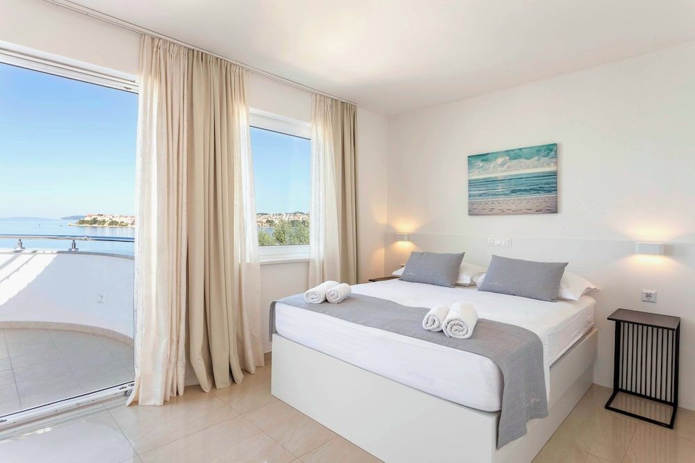 Sunset Split Rooms Quadruple Room, Balcony, Sea View 11