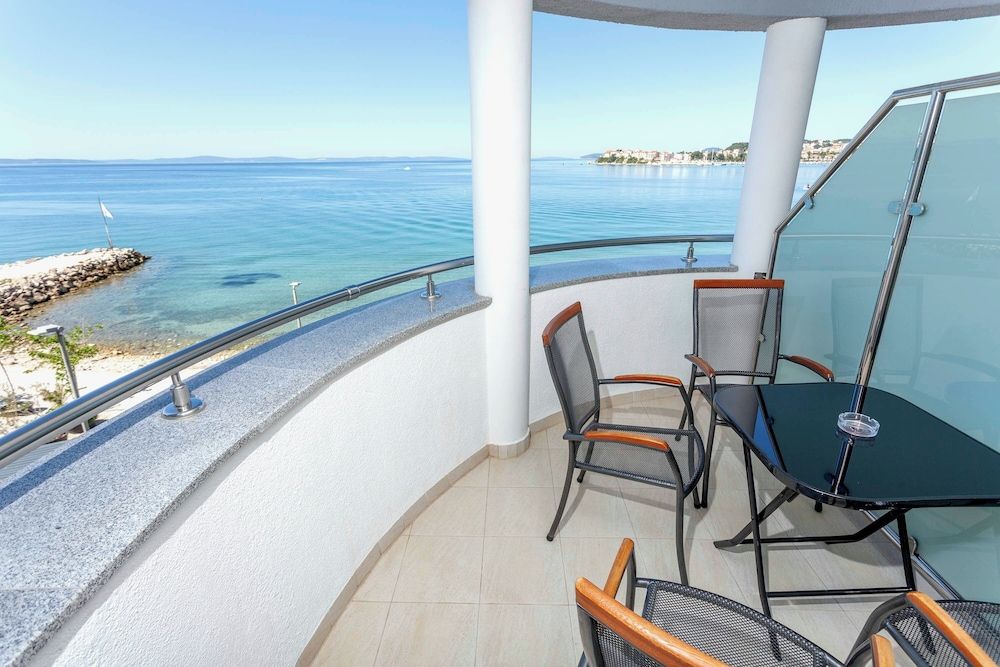 Sunset Split Rooms Quadruple Room, Balcony, Sea View 17