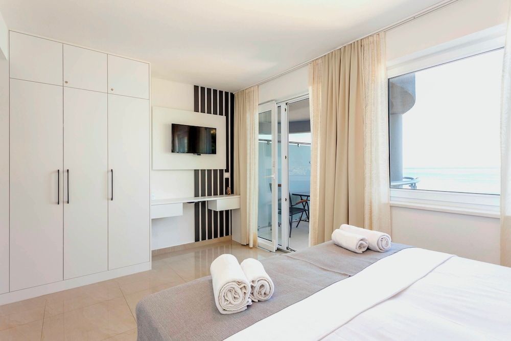 Sunset Split Rooms Quadruple Room, Balcony, Sea View 3