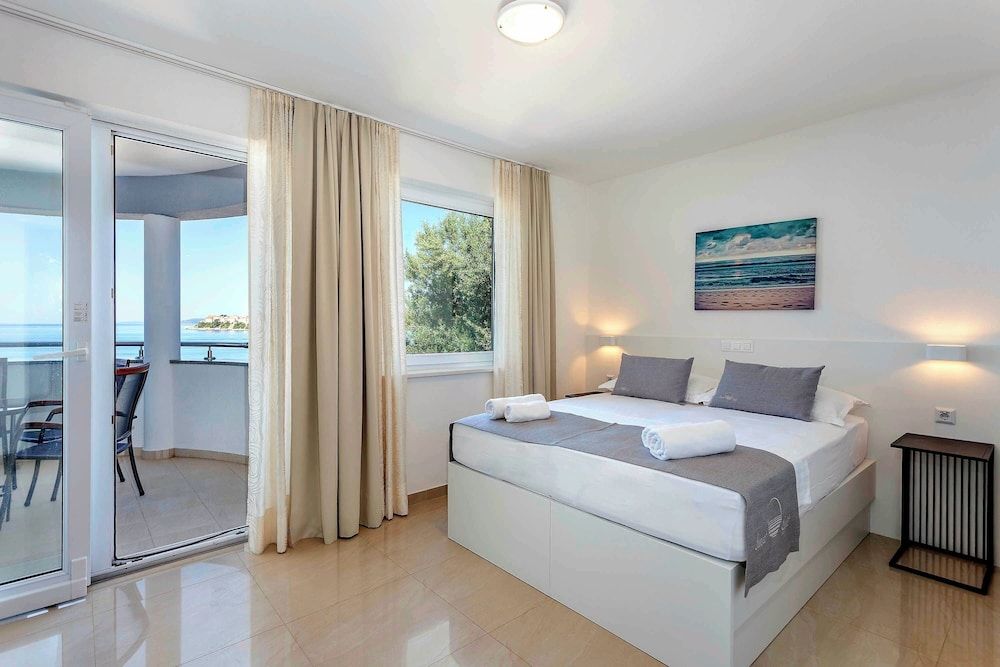 Sunset Split Rooms Quadruple Room, Balcony, Sea View 2