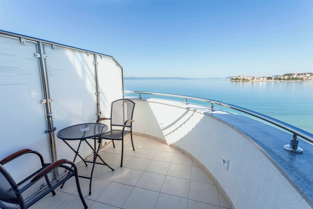 Sunset Split Rooms Quadruple Room, Balcony, Sea View 24