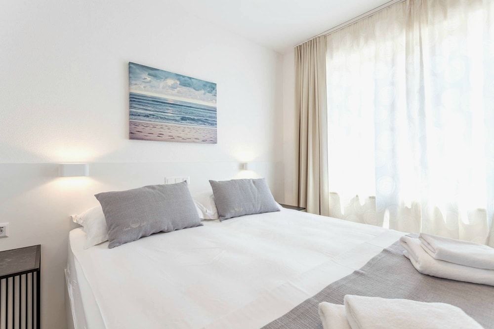 Sunset Split Rooms Standard Double Room 3