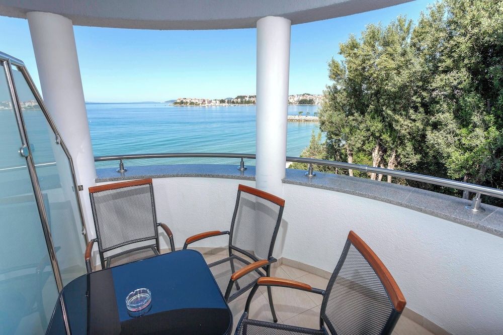 Sunset Split Rooms Quadruple Room, Balcony, Sea View 20