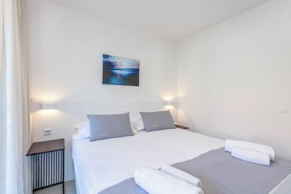 Sunset Split Rooms Quadruple Room, Balcony, Sea View 13