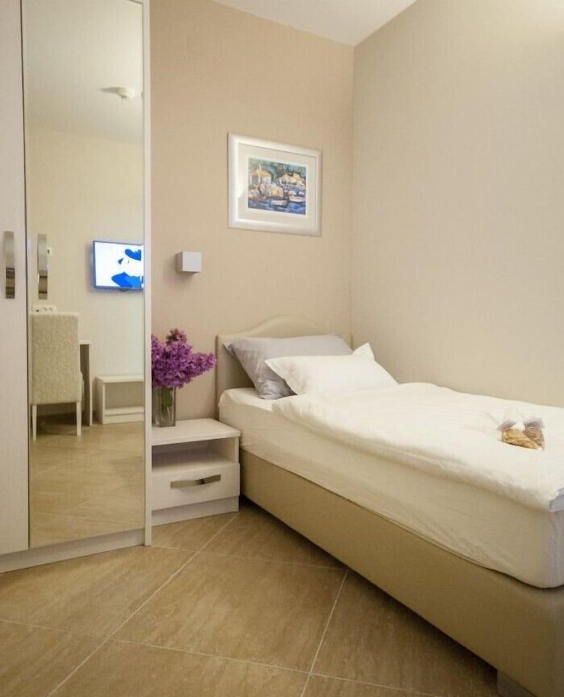 Standard Single Room, 1 Double Bed