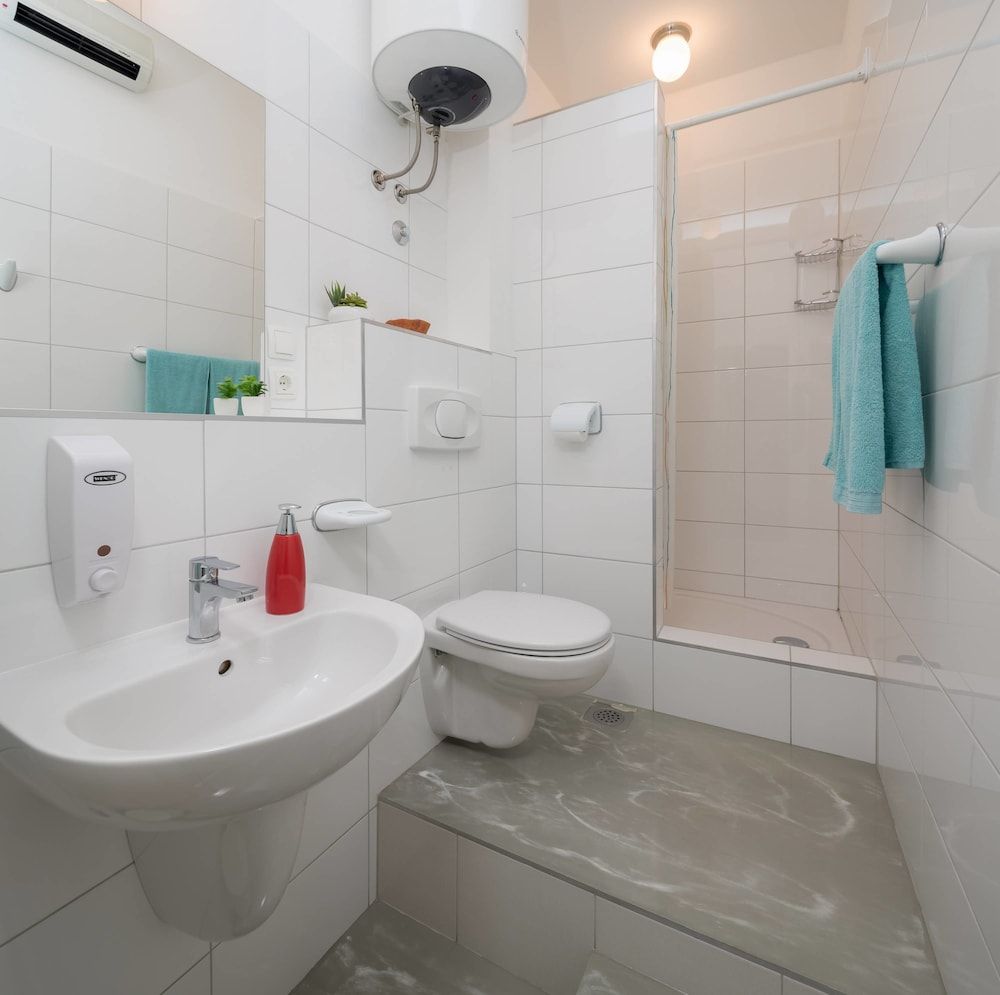 PLR Accommodation Double Room 8