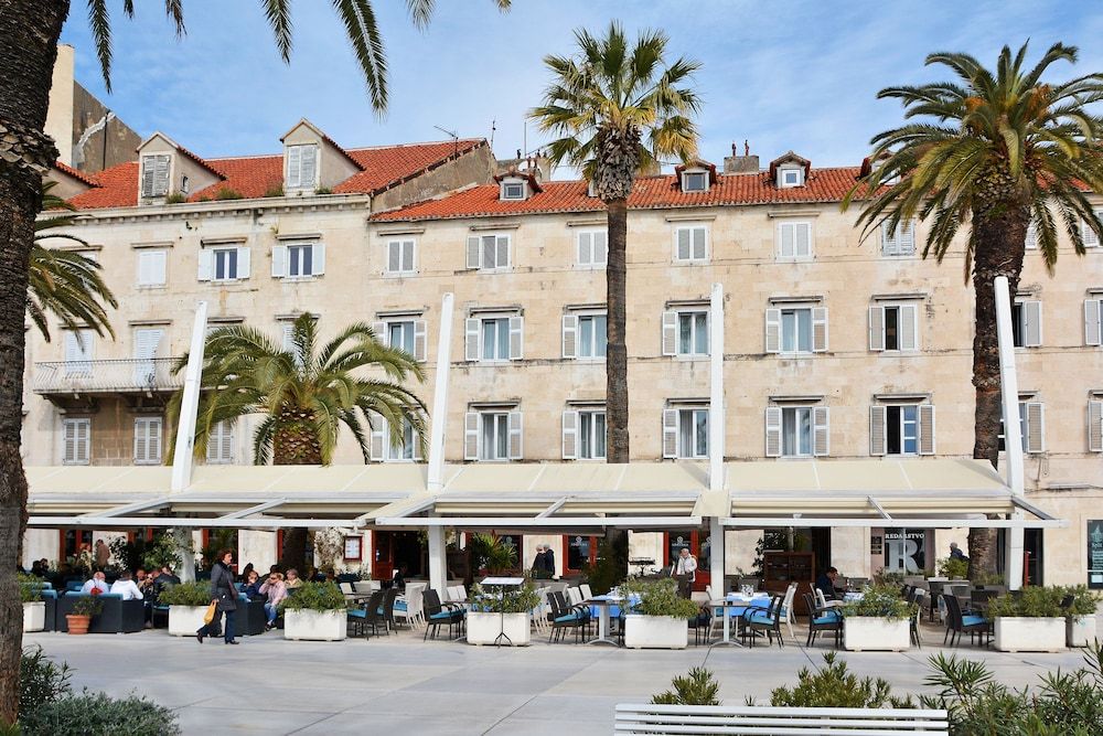 undefined Hotel Adriana 2