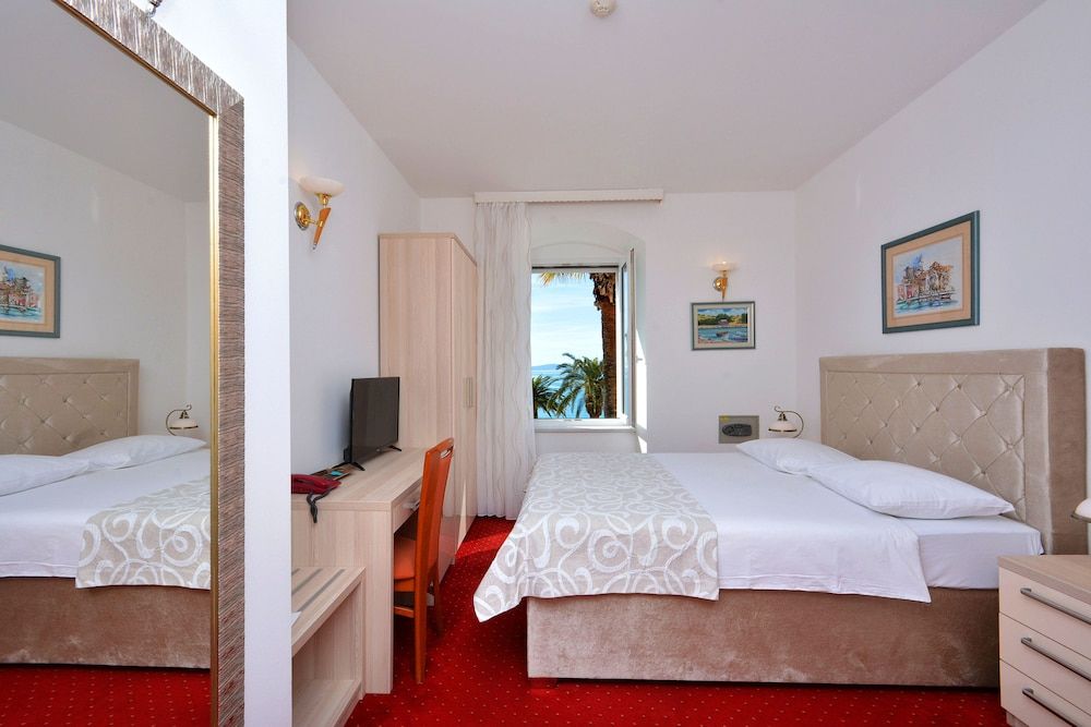 Hotel Adriana Deluxe Room, Sea View 2