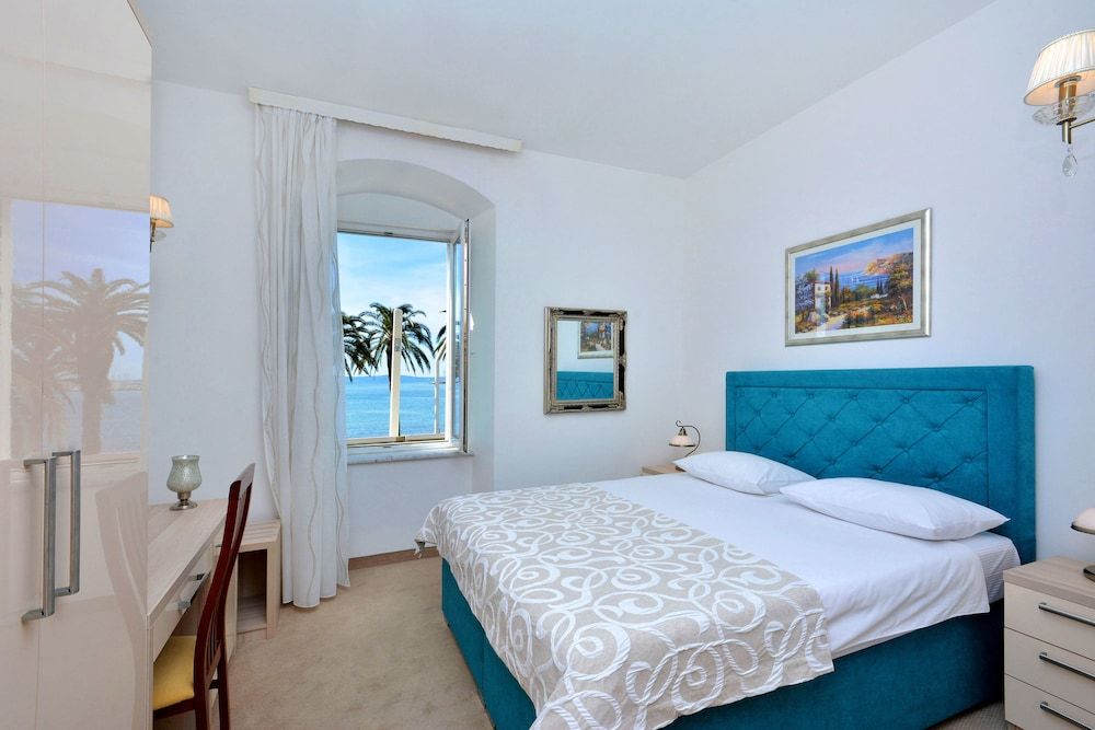 Hotel Adriana Deluxe Room, Sea View 7