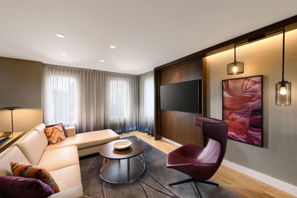 undefined Hilton Sydney 10