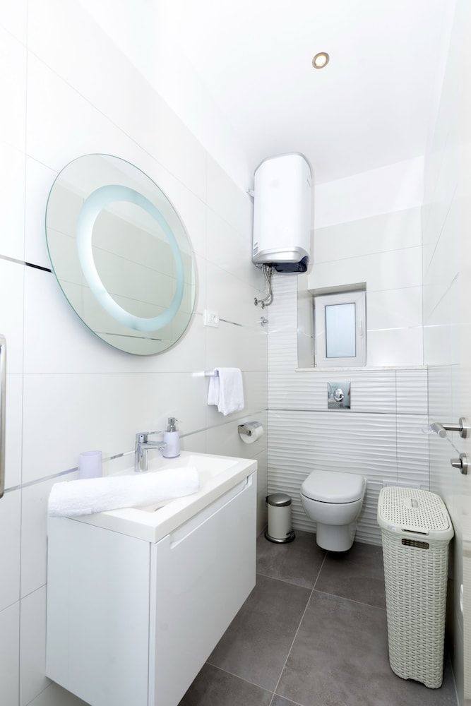 Peruzovic Rooms 2 Deluxe Double Room (Plinarska 12) 11