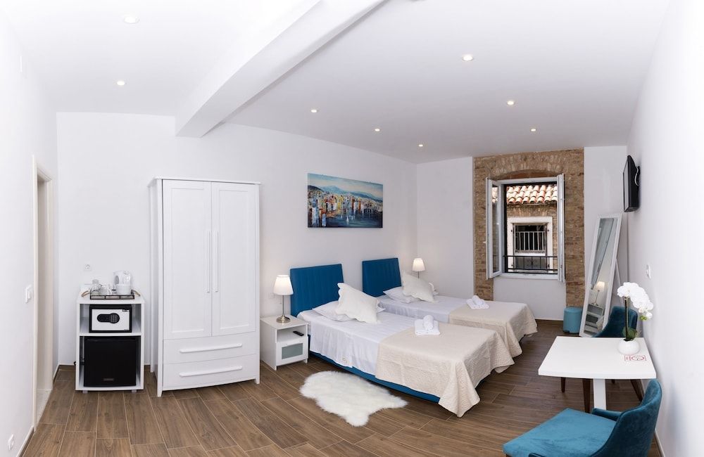 Peruzovic Rooms 2 Deluxe Double or Twin Room (Plinarska 12) 6