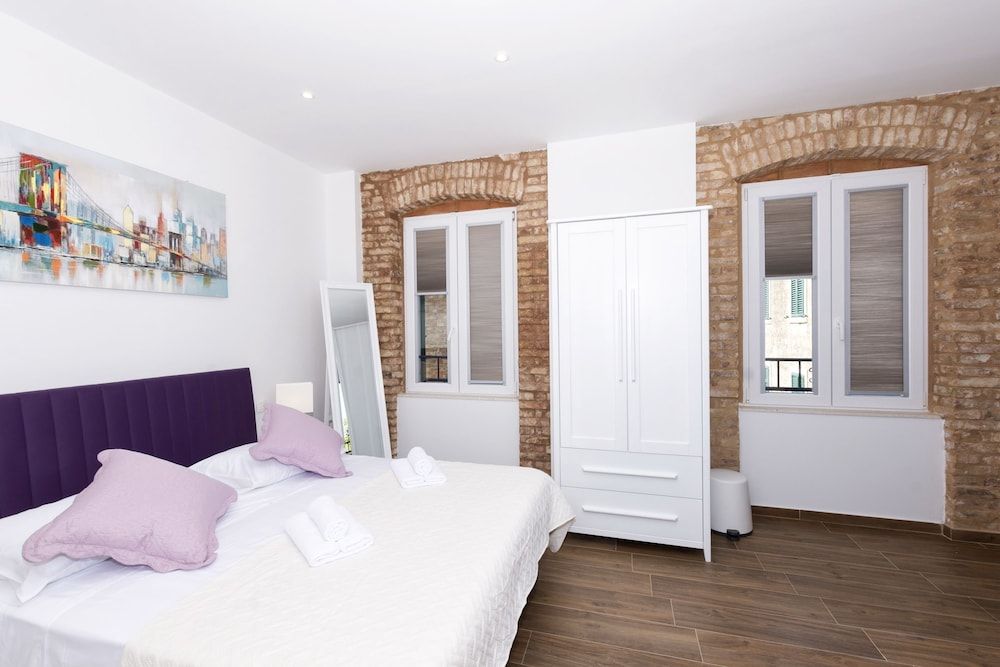 Peruzovic Rooms 2 Deluxe Double Room (Plinarska 12) 9