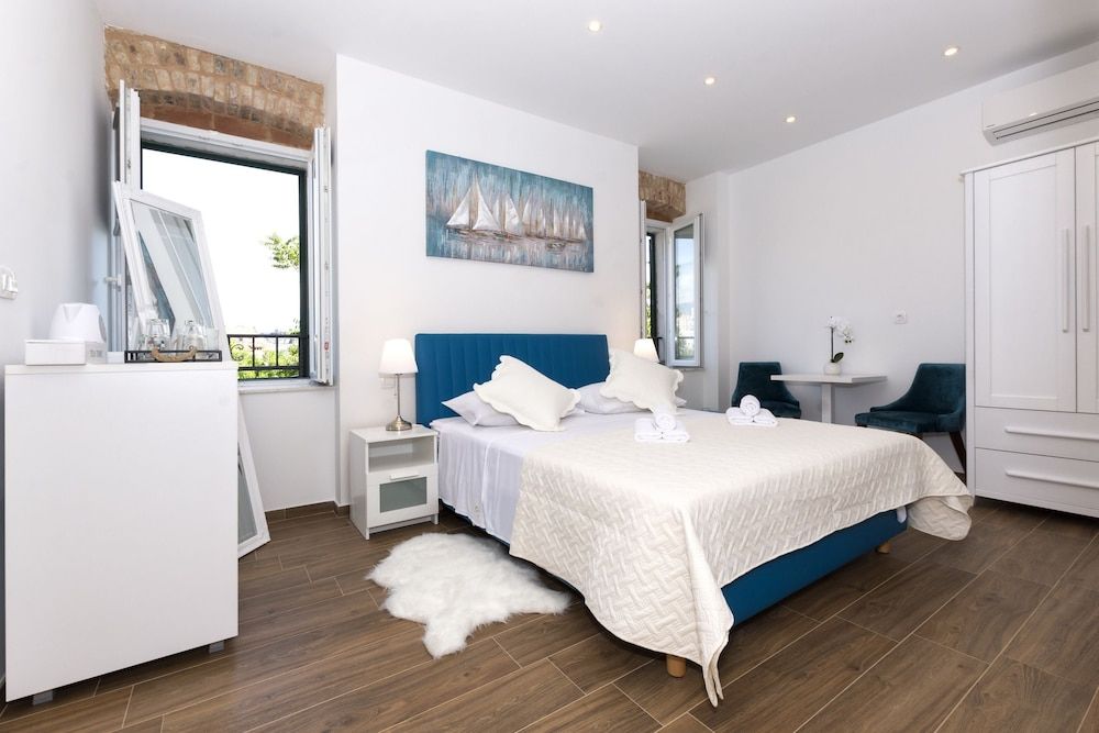 Peruzovic Rooms 2 Deluxe Double Room (Plinarska 12) 2