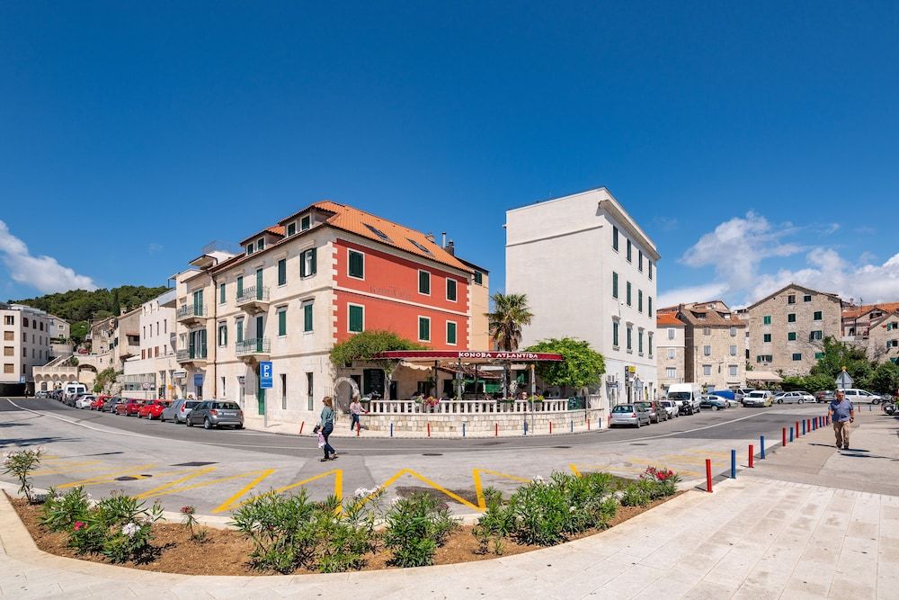 undefined Galeria Valeria Seaside Downtown - MAG Quaint & Elegant Boutique Hotel 5