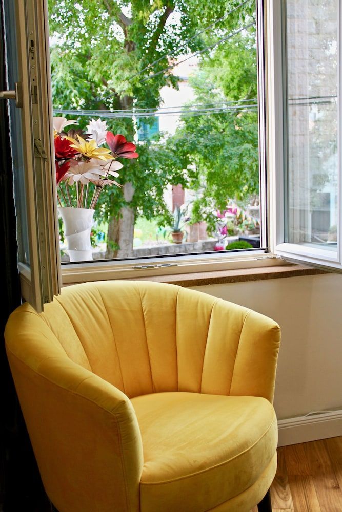 Galeria Valeria Seaside Downtown - MAG Quaint & Elegant Boutique Hotel Superior Queen Room 6