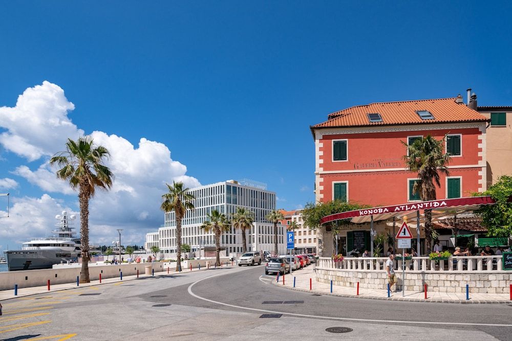 undefined Galeria Valeria Seaside Downtown - MAG Quaint & Elegant Boutique Hotel 10