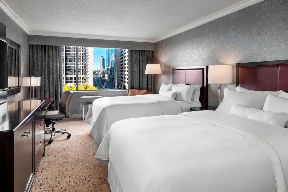 The Westin Harbour Castle, Toronto Room, 2 Double Beds, Non Smoking