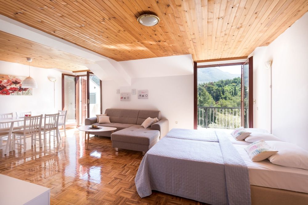 Apartment, 3 Bedrooms, Terrace, Park View (8+1)