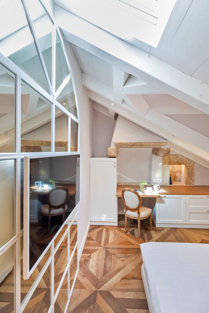 undefined St. Joseph's 9