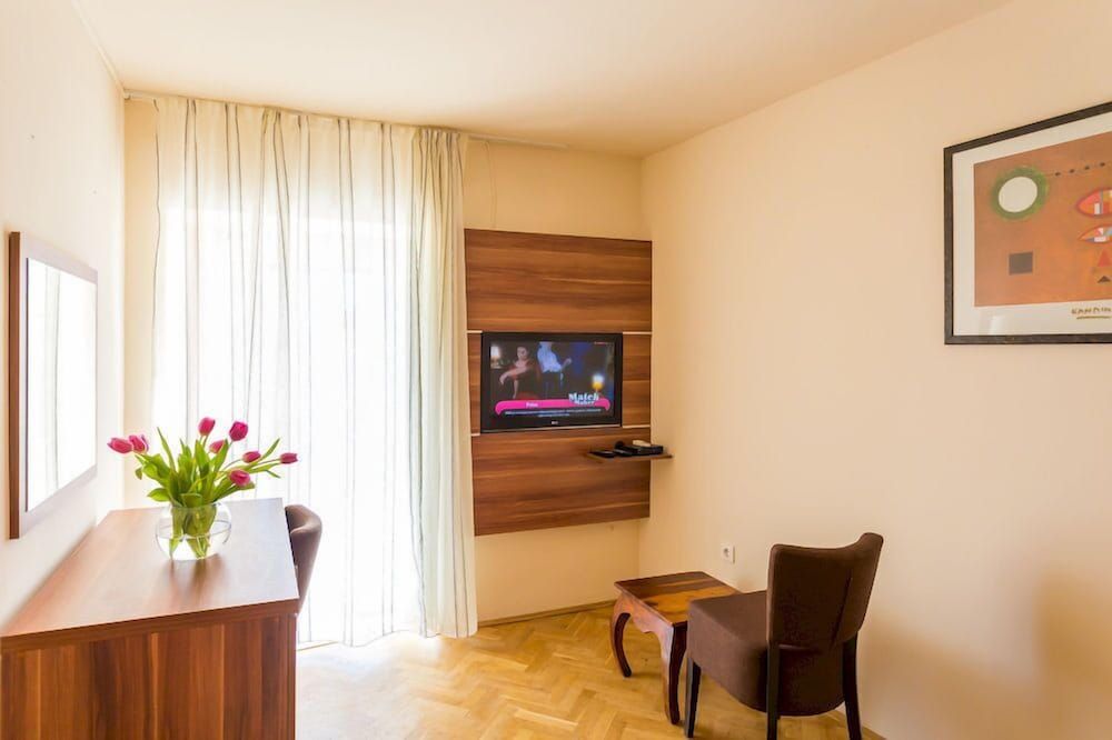 Villa Dorma Superior Double Room, Terrace, Sea View 3