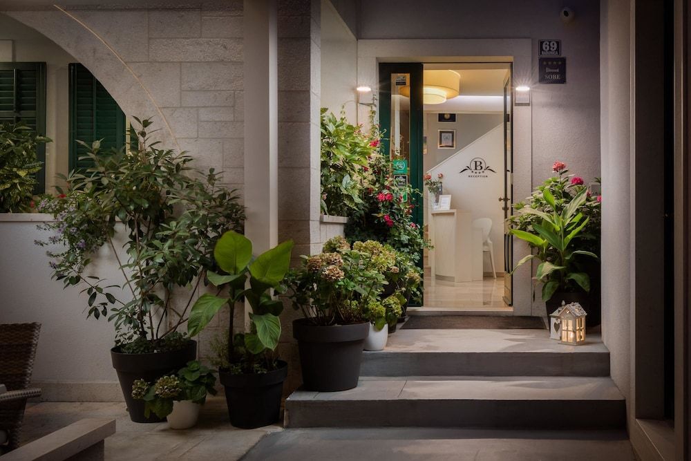 undefined Balatura The Fine Bed & Breakfast 7