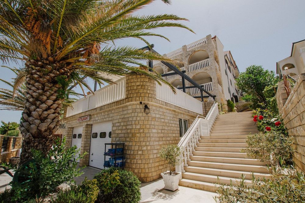 Hotel Vila Tina