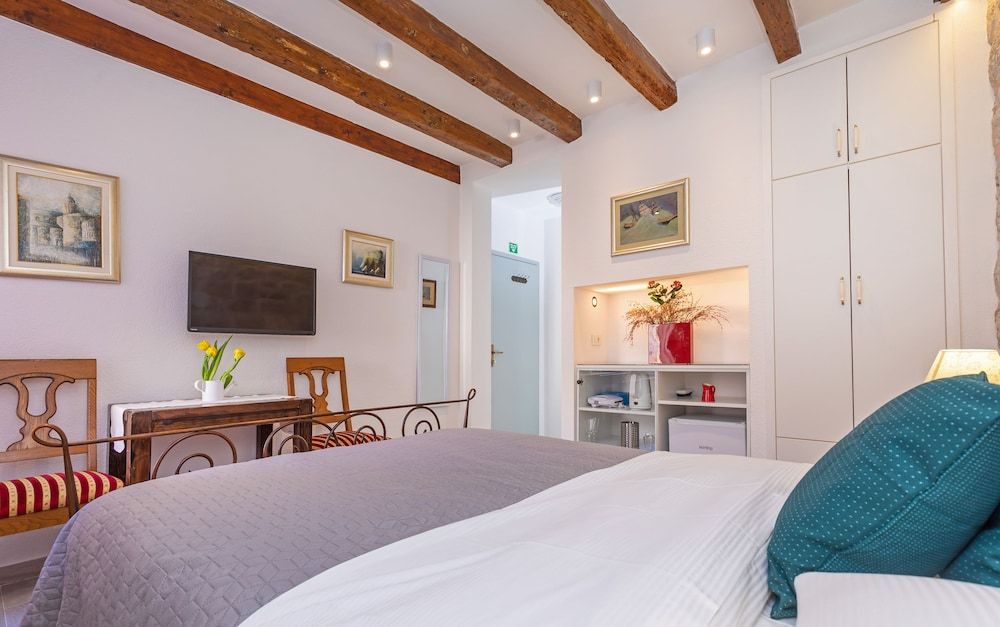 Booba Rooms Comfort Double Room 13