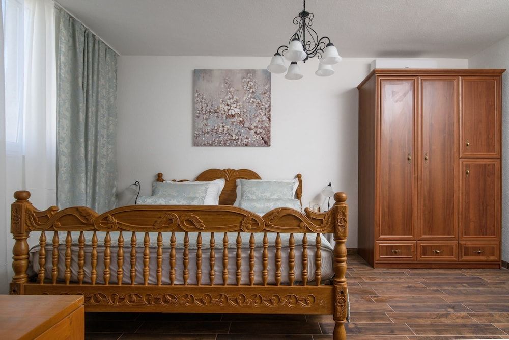 Villa Trau dOro Family Suite, Poolside 2