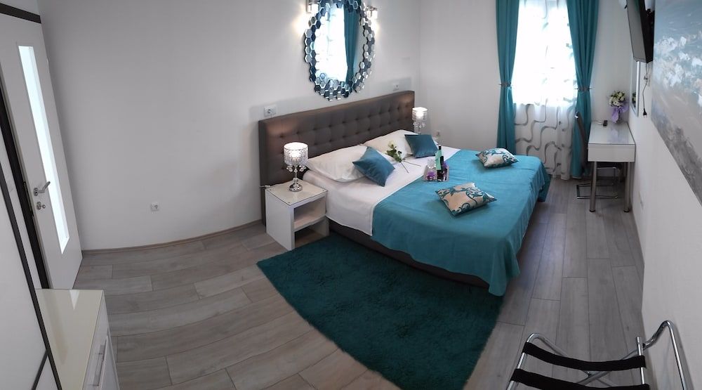 Kuzma Rooms Premium Double or Twin Room (Dvornikova street, Annex) 18