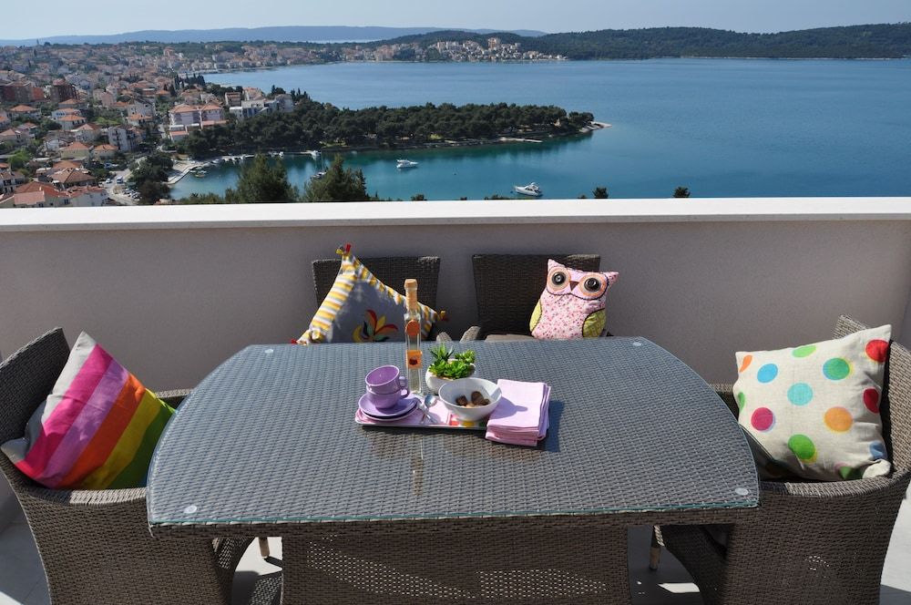 Luxury Apartment, 2 Bedrooms, Terrace (Jugo)
