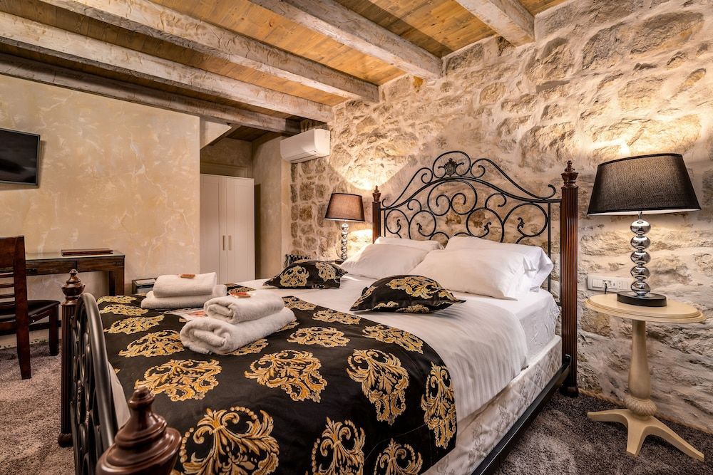 undefined Heritage Palace Varos - MAG Quaint & Elegant Boutique Hotels 9