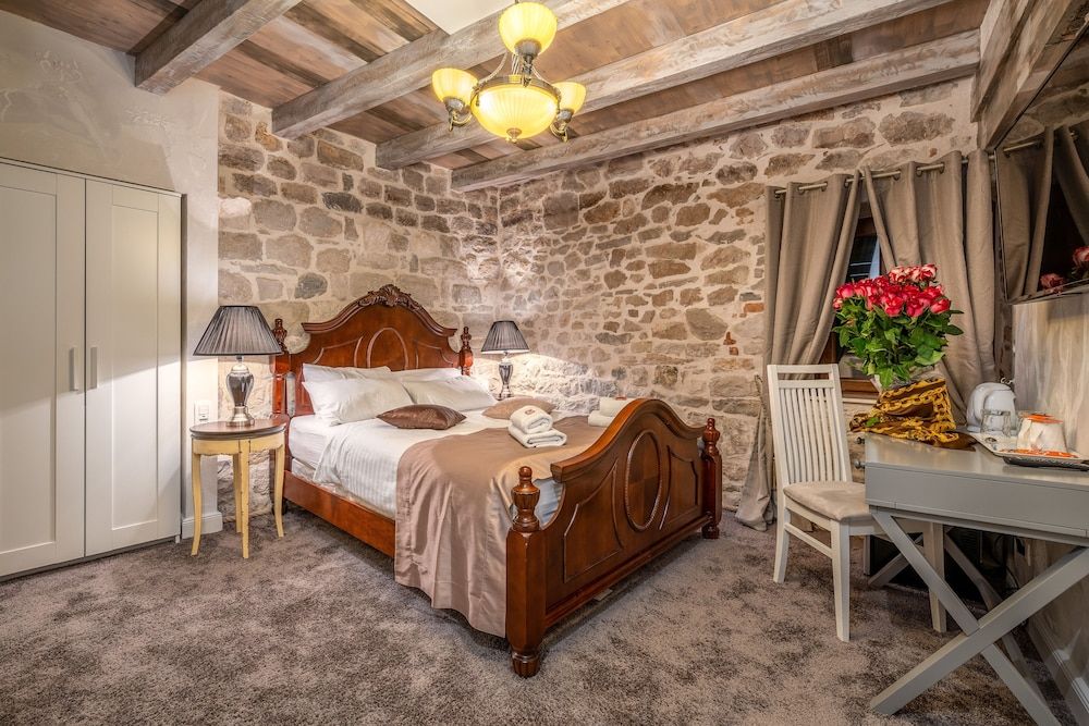 undefined Heritage Palace Varos - MAG Quaint & Elegant Boutique Hotels 5