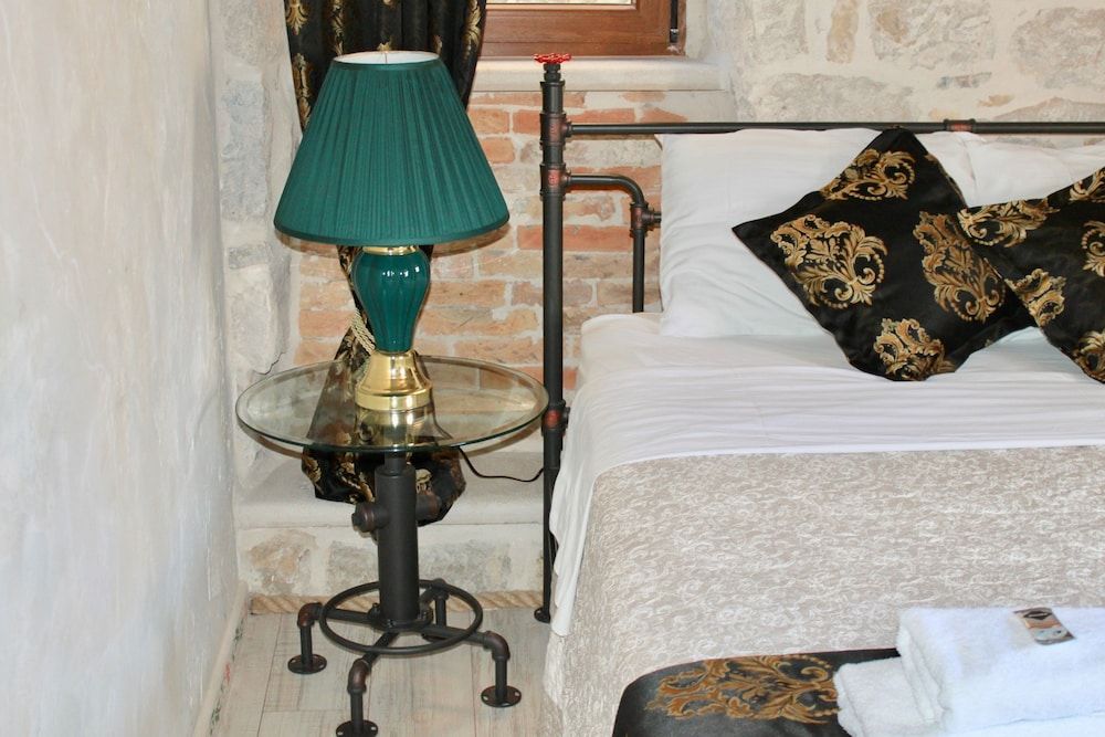 Heritage Palace Varos - MAG Quaint & Elegant Boutique Hotels Standard Double Room 20