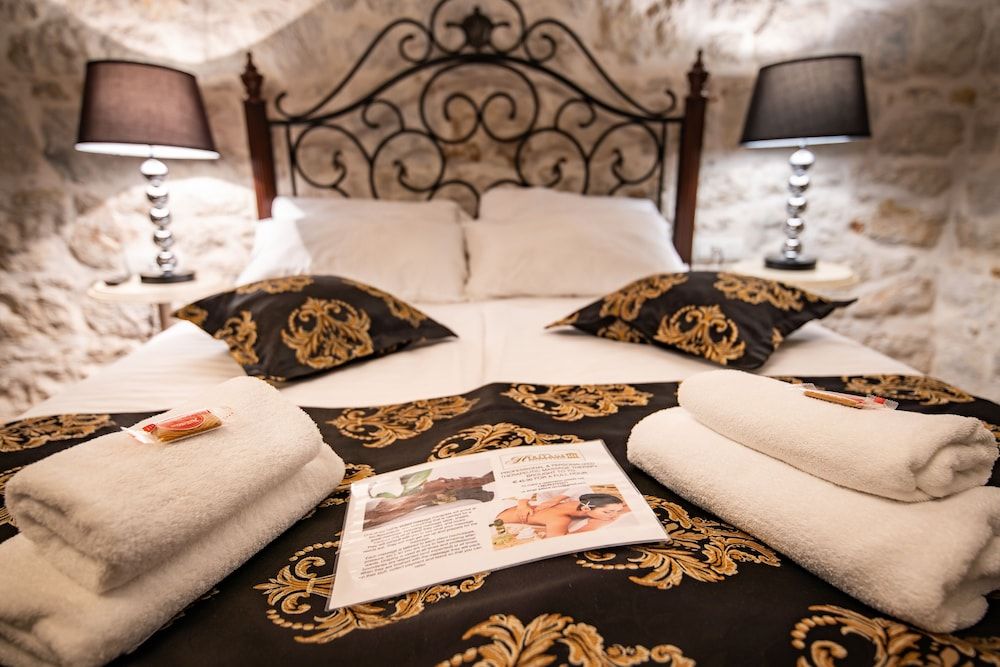 Heritage Palace Varos - MAG Quaint & Elegant Boutique Hotels Standard Double Room 20