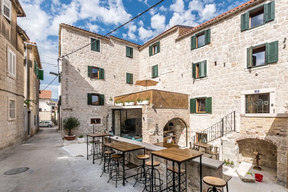 undefined Heritage Palace Varos - MAG Quaint & Elegant Boutique Hotels 2