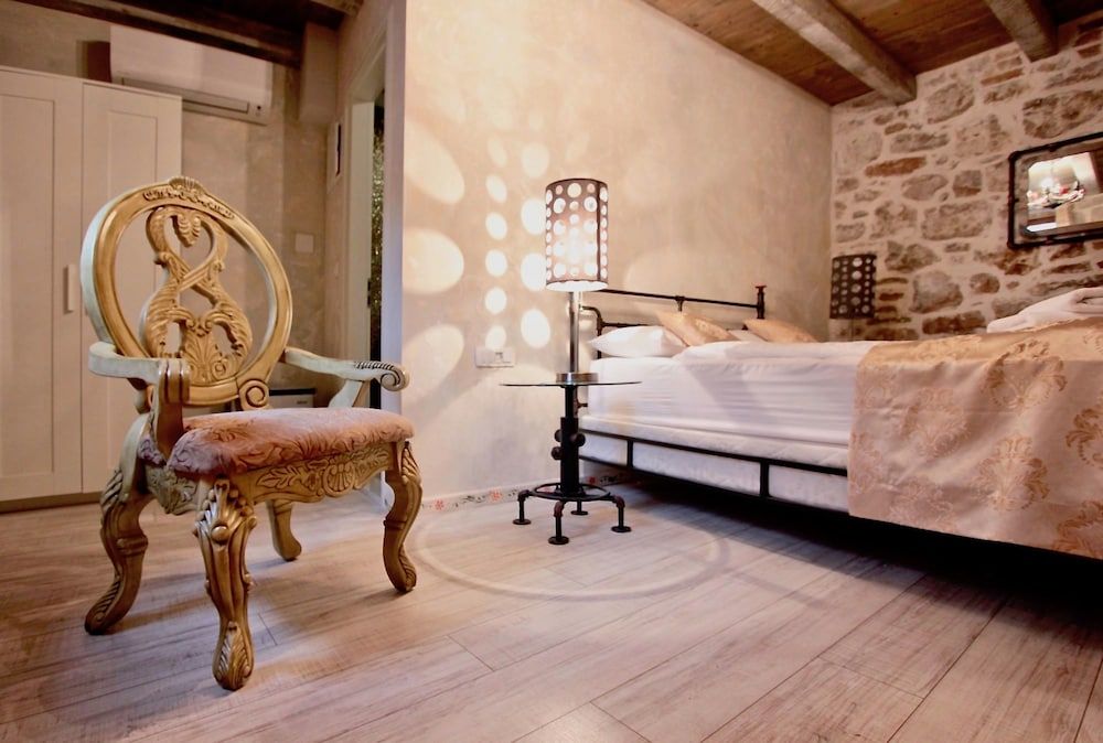 Heritage Palace Varos - MAG Quaint & Elegant Boutique Hotels Standard Double Room 18