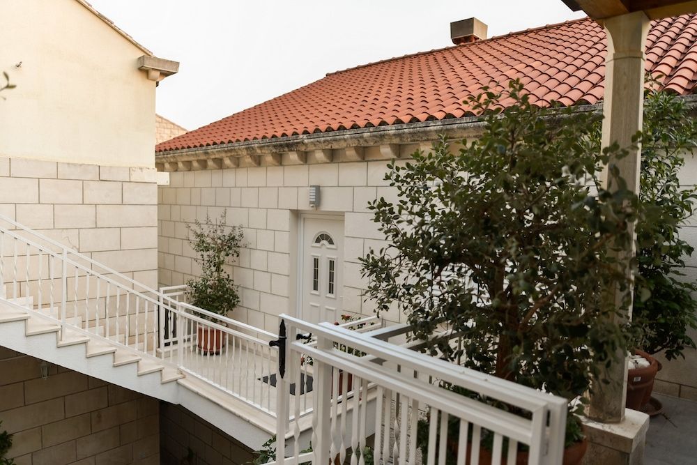 undefined Rooms Raic 3