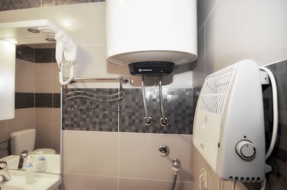 Villa Vanilla with Heated Pool Apartment, 2 Bedrooms, Terrace, Pool View 16