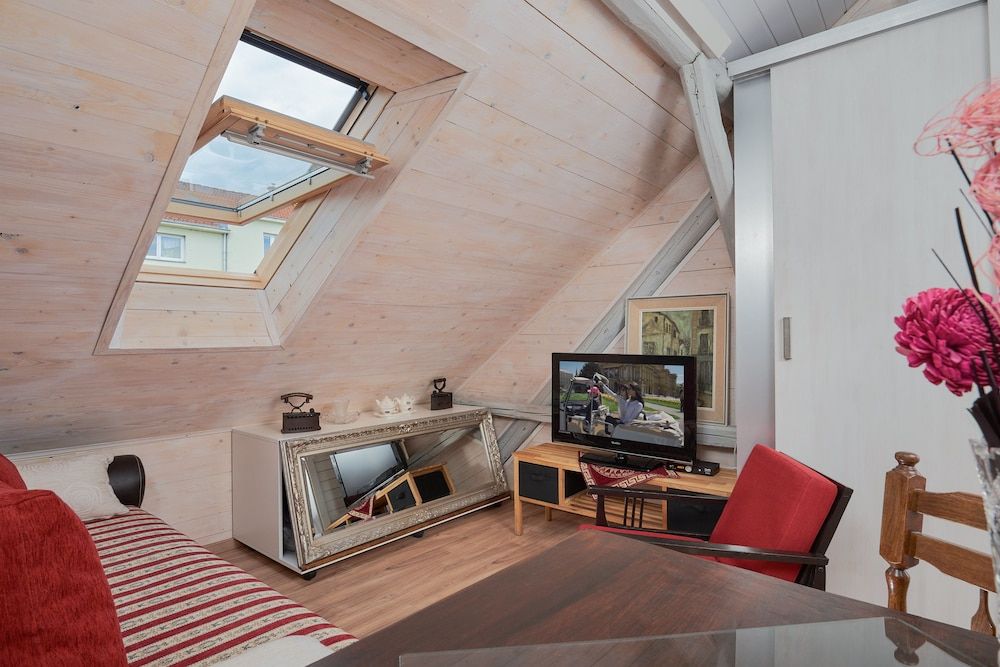 Anastasia Suites Zagreb Rustico Suite, City view 10