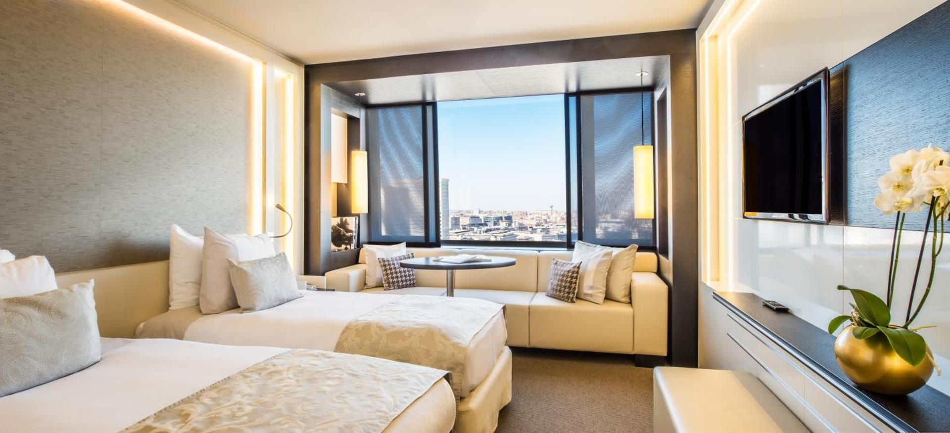 The Hotel Superior Twin Room 8