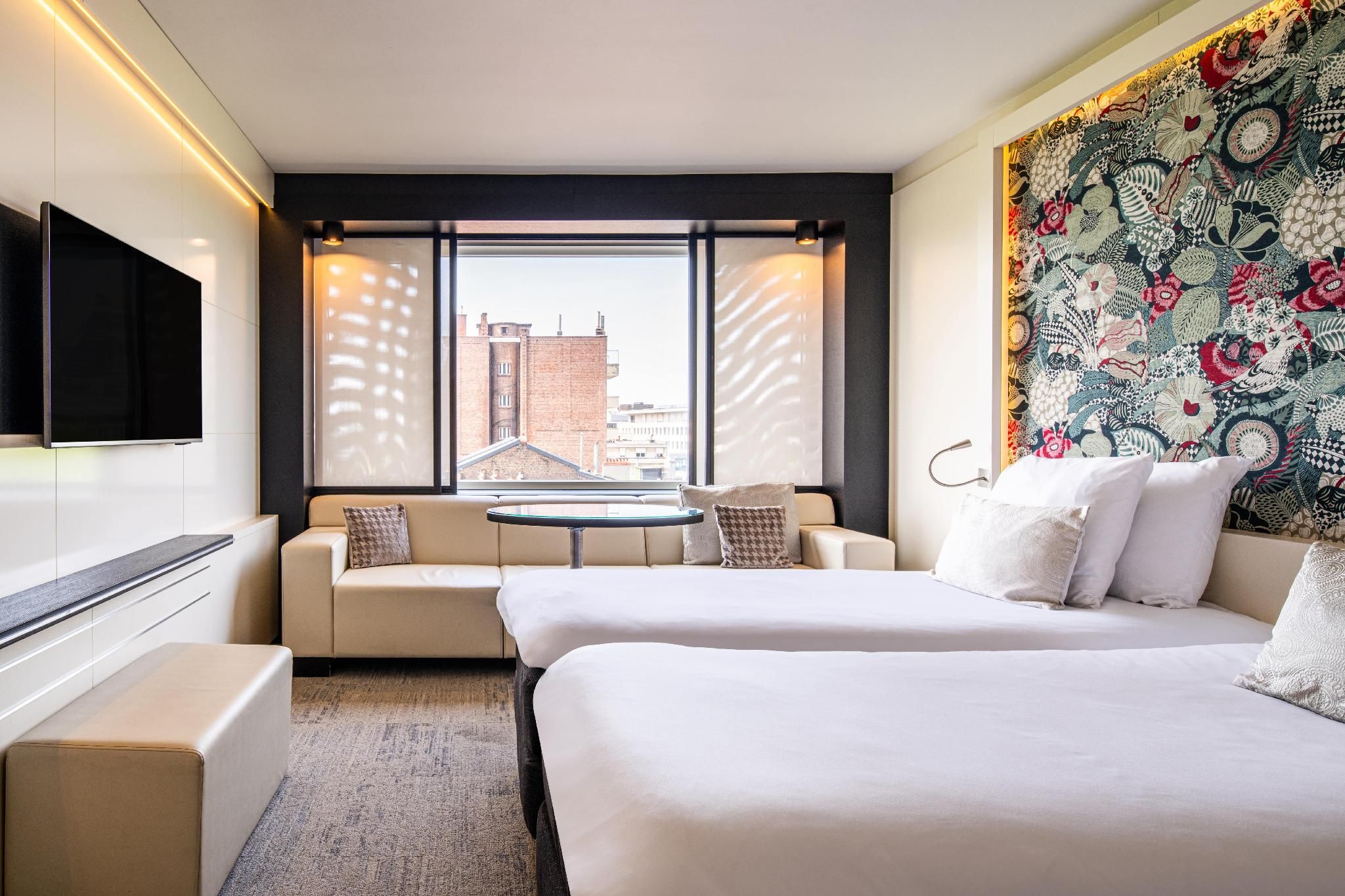 The Hotel Superior Twin Room 2