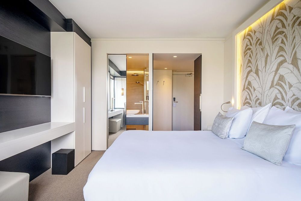 undefined The Hotel 9