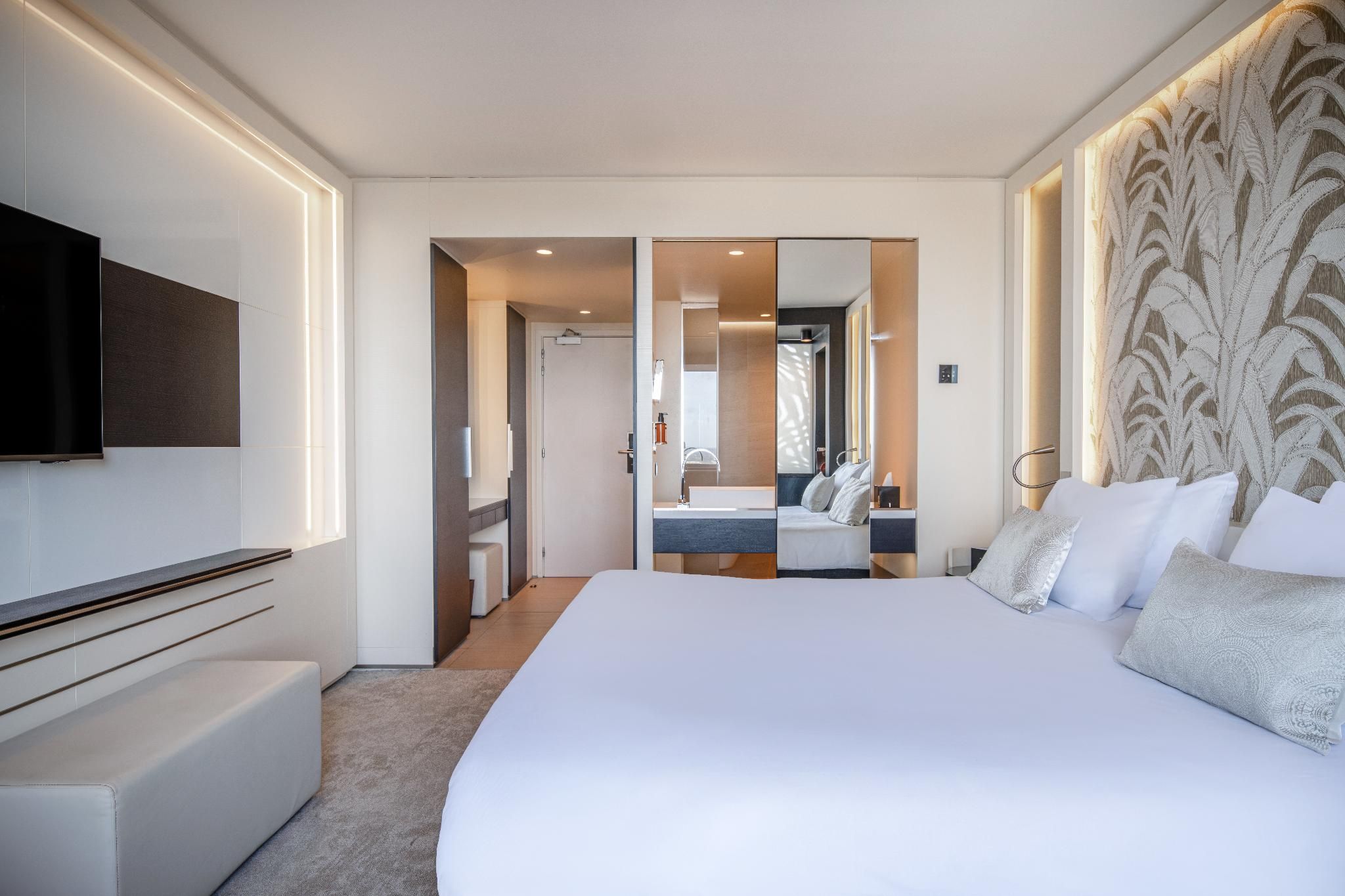 Superior City View Double Bed