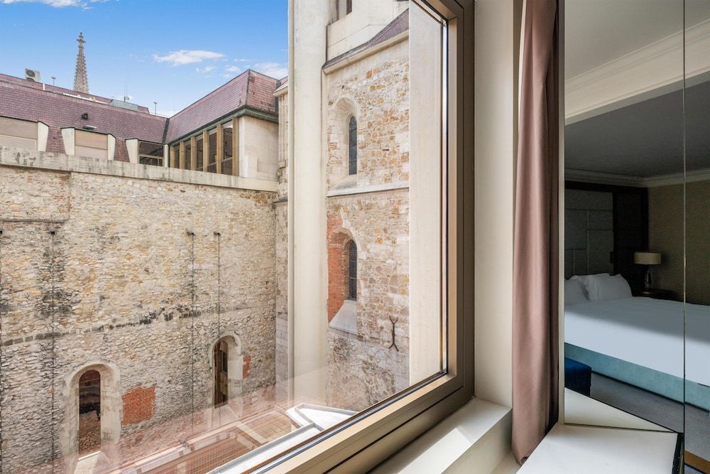 Hilton Budapest Hilton, Twin Room, 2 Twin Beds, Non Smoking 6