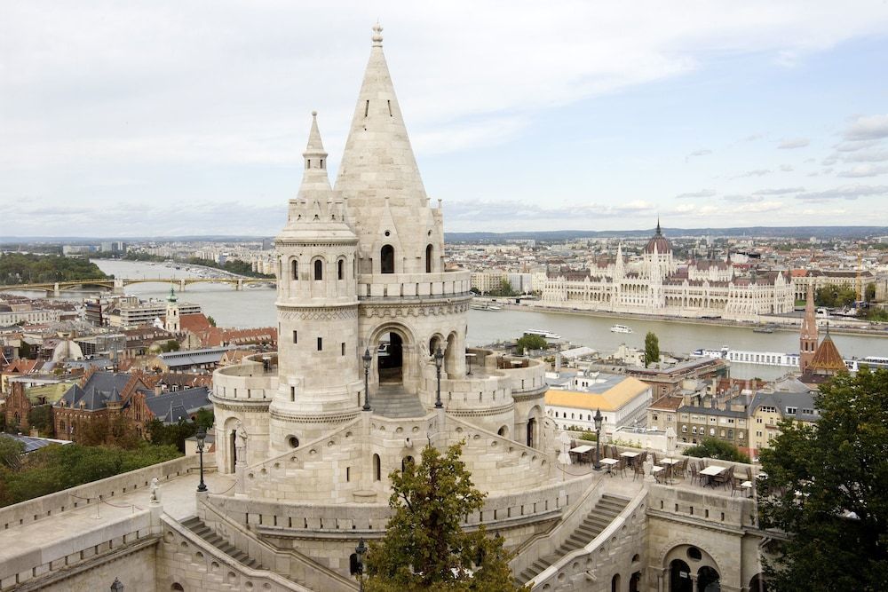 undefined Hilton Budapest 7