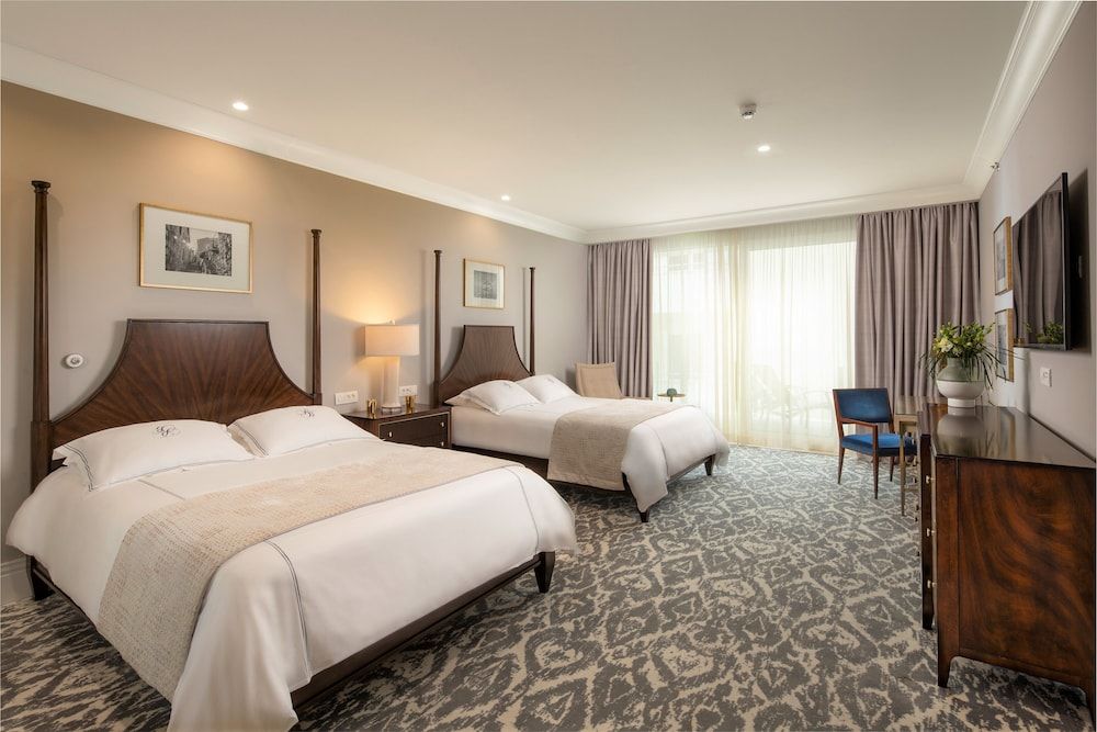 undefined Royal Blue Hotel 3
