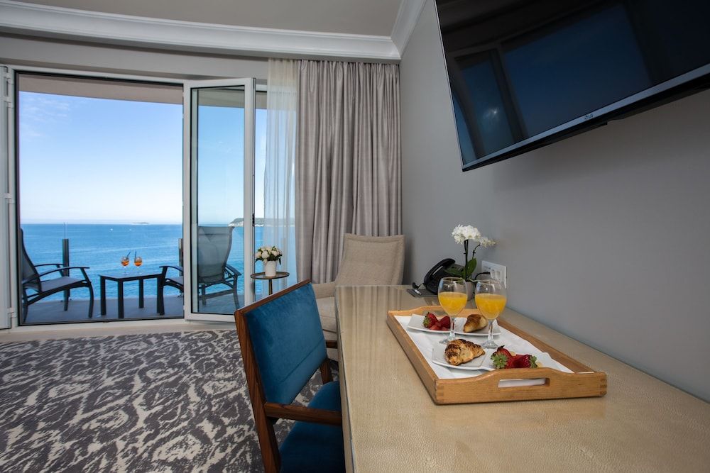 undefined Royal Blue Hotel 7