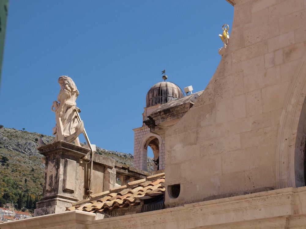 undefined Secret Apartments 8