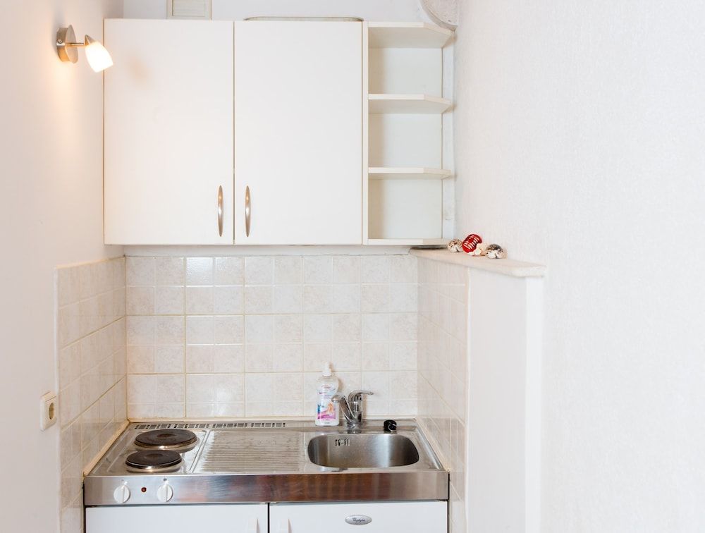 Apartments Ivana Standard Studio Suite 6